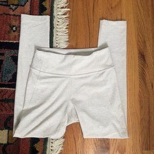 {outdoor voices} 7/8 legging in oatmeal / white